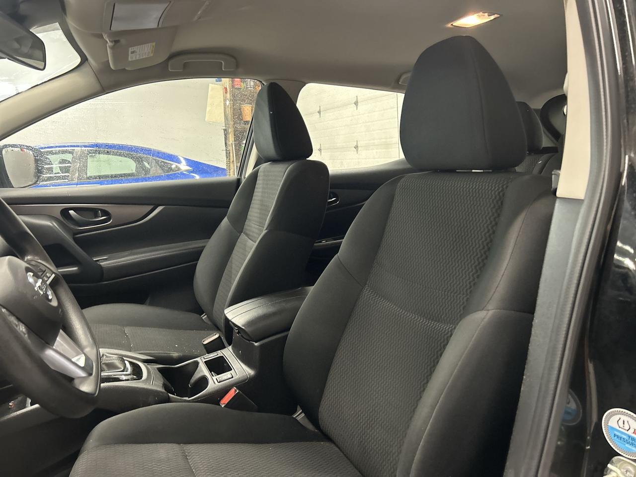 2023 Nissan Qashqai AWD | HTD SEATS | CARPLAY | 17IN ALLOYS | REAR CAM Photo