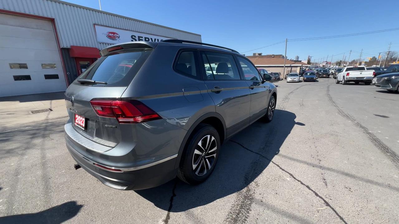 2023 Volkswagen Tiguan AWD | HTD SEATS | CARPLAY | 17IN ALLOYS | REAR CAM Photo