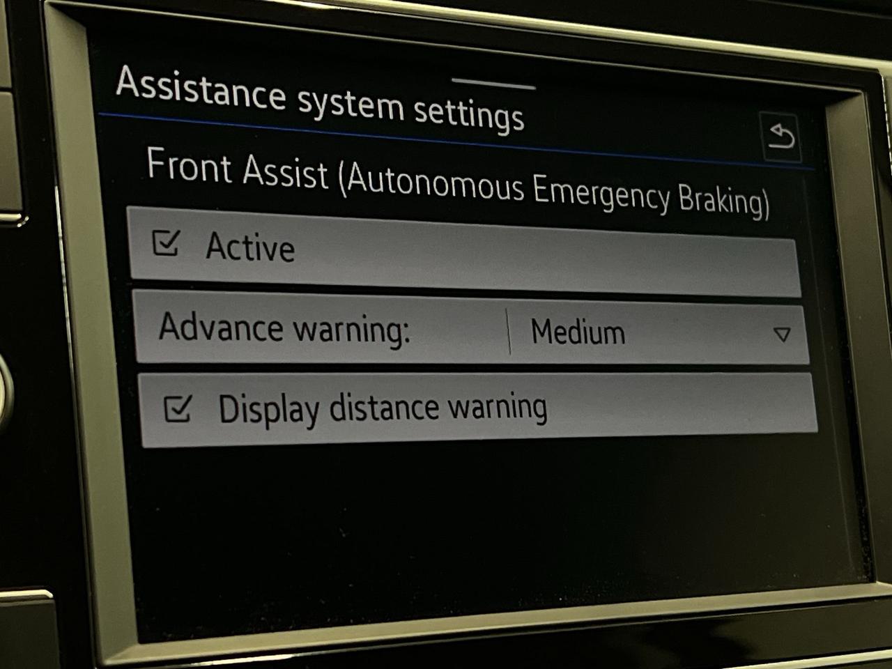 2023 Volkswagen Tiguan AWD | HTD SEATS | CARPLAY | 17IN ALLOYS | REAR CAM Photo