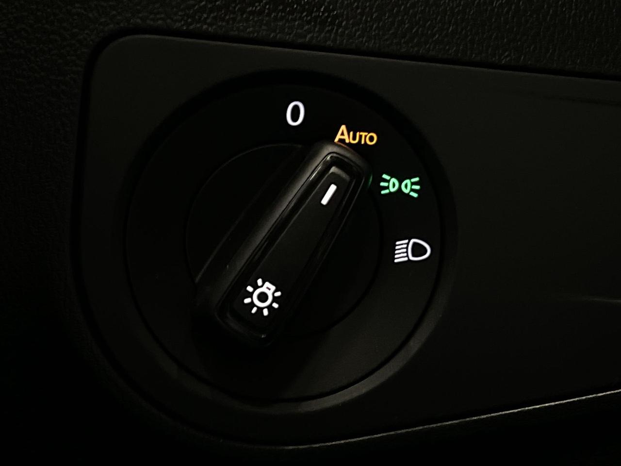 2023 Volkswagen Tiguan AWD | HTD SEATS | CARPLAY | 17IN ALLOYS | REAR CAM Photo