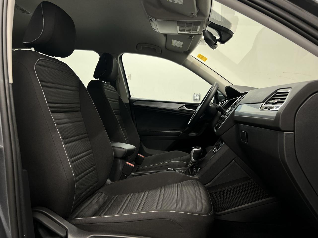 2023 Volkswagen Tiguan AWD | HTD SEATS | CARPLAY | 17IN ALLOYS | REAR CAM Photo