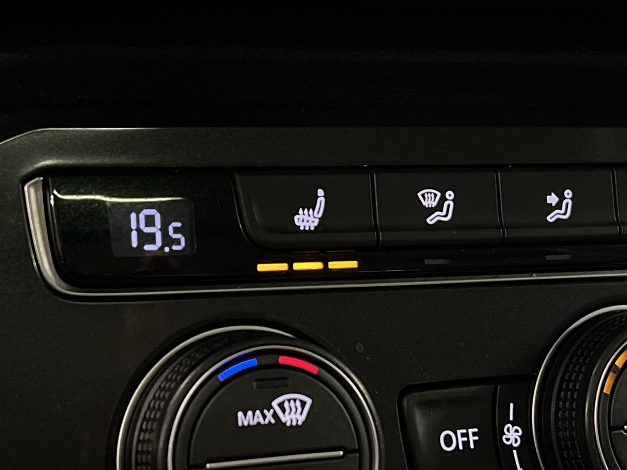 2018 Volkswagen Tiguan COMFORTLINE AWD | HTD LEATHER |PANO ROOF | CARPLAY Photo