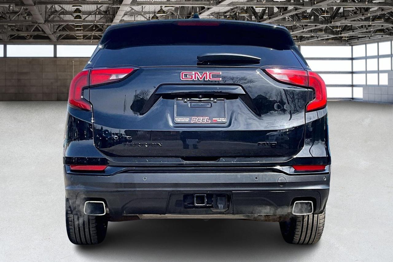 2020 GMC Terrain SLT Elevation | Pro Grade Pkg | Sunroof | AWD Photo3