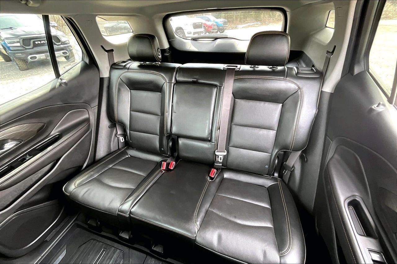 2020 GMC Terrain SLT Elevation | Pro Grade Pkg | Sunroof | AWD Photo