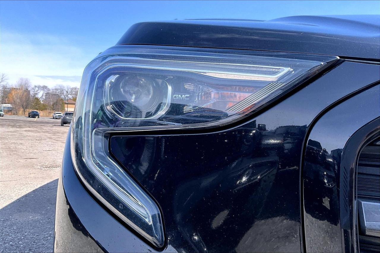 2020 GMC Terrain SLT Elevation | Pro Grade Pkg | Sunroof | AWD Photo