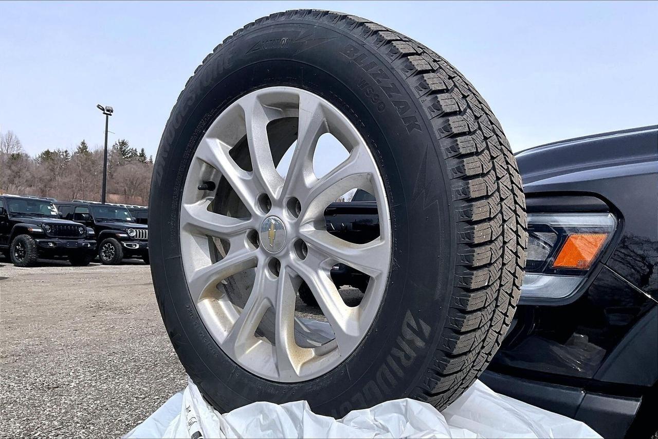 2020 GMC Terrain SLT Elevation | Pro Grade Pkg | Sunroof | AWD Photo