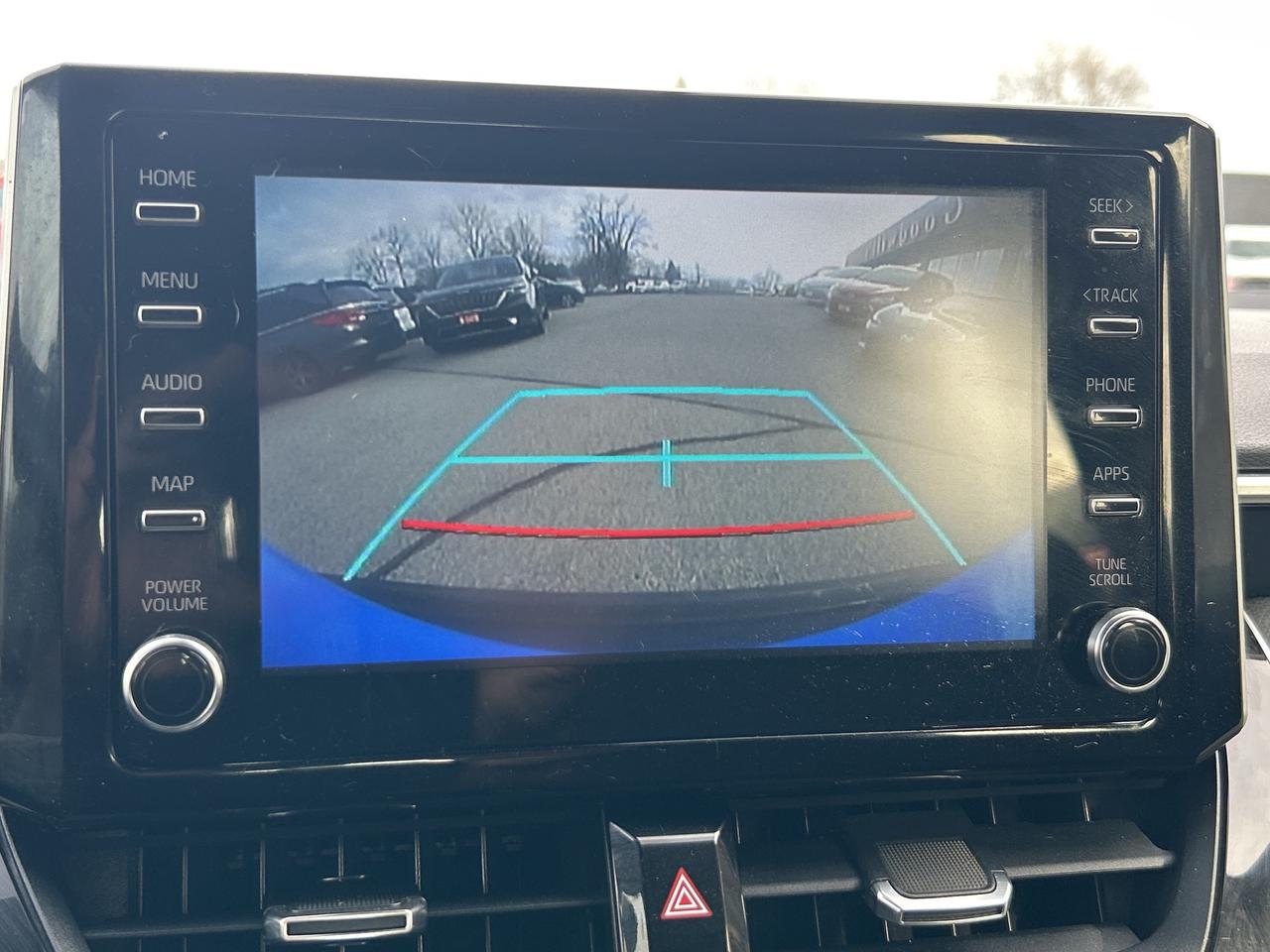 2021 Toyota Corolla Hatchback AUTO, CLEAN CARFAX, BACK UP CAMERA, HEATED SEATS! - Photo #19