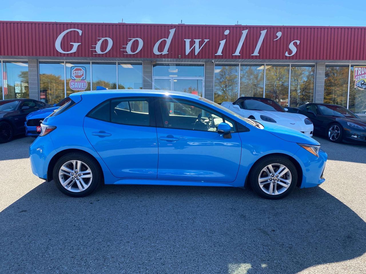 2021 Toyota Corolla AUTO, CLEAN CARFAX, BACK UP CAMERA, HEATED SEATS! Photo