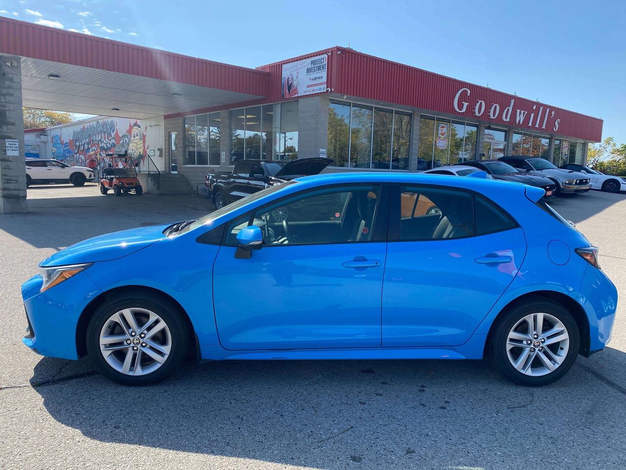 2021 Toyota Corolla AUTO, CLEAN CARFAX, BACK UP CAMERA, HEATED SEATS! Photo