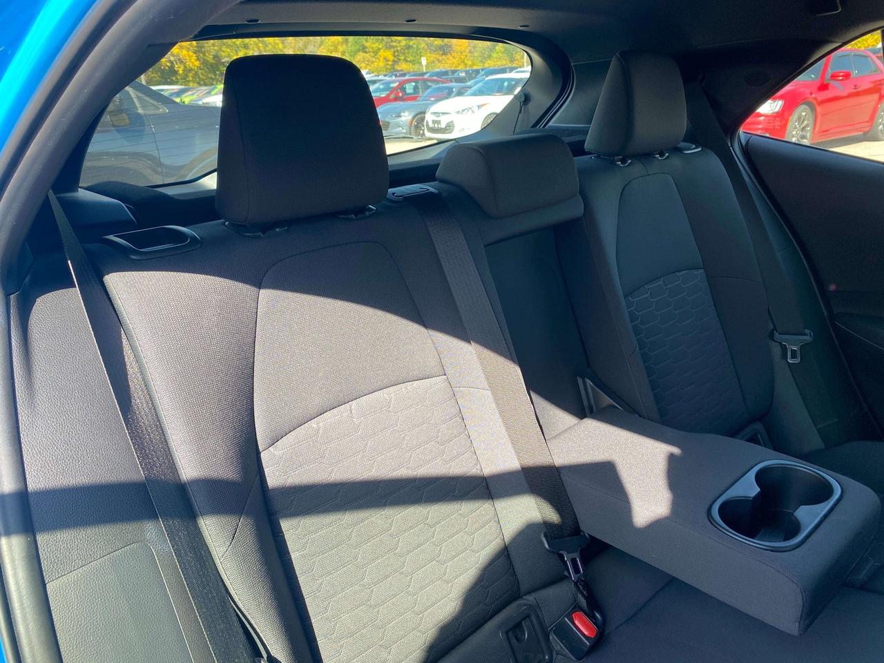 2021 Toyota Corolla AUTO, CLEAN CARFAX, BACK UP CAMERA, HEATED SEATS! - Photo #23