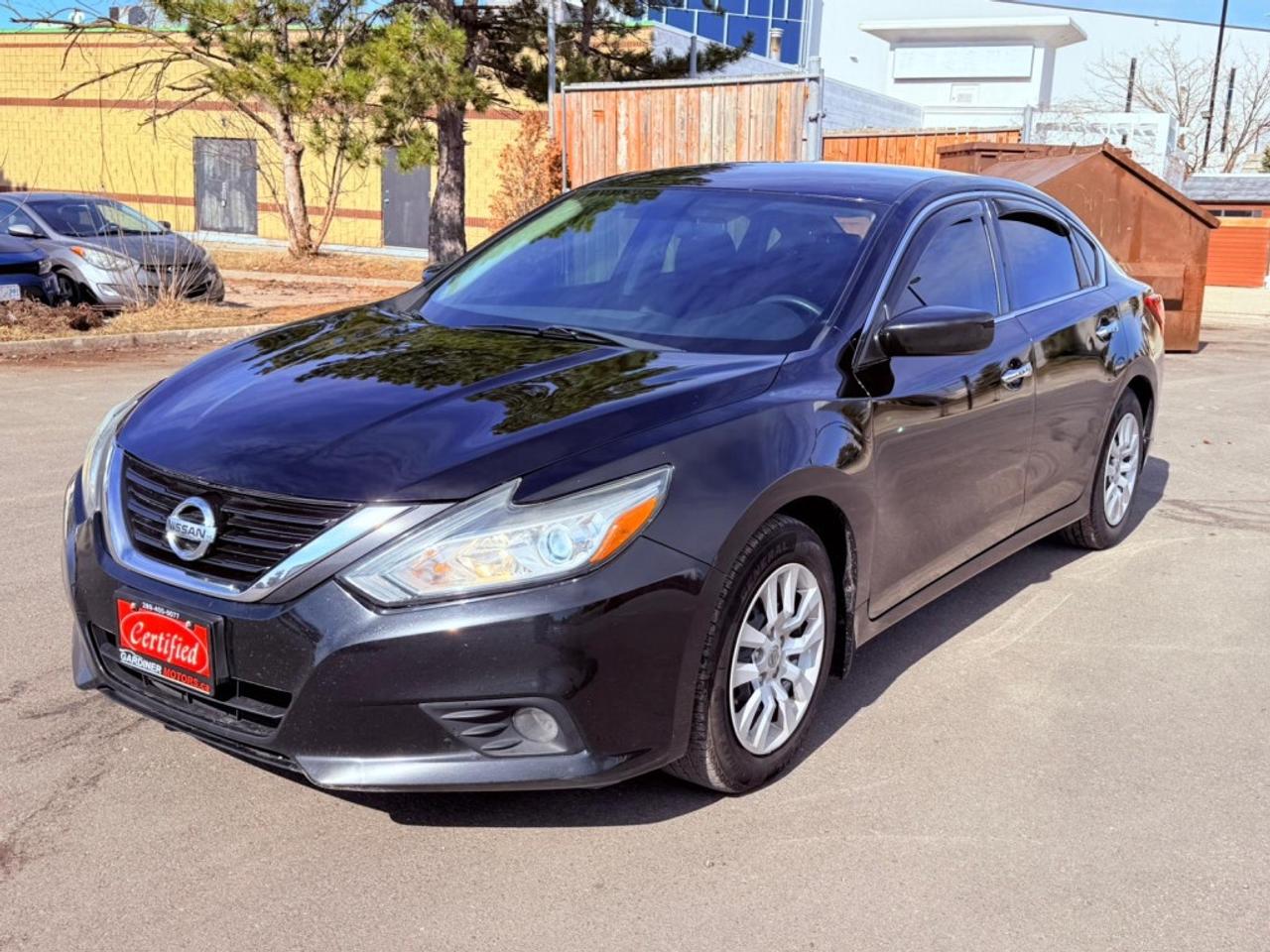 2017 Nissan Altima 4dr Sedan I4 CVT 2.5 Photo