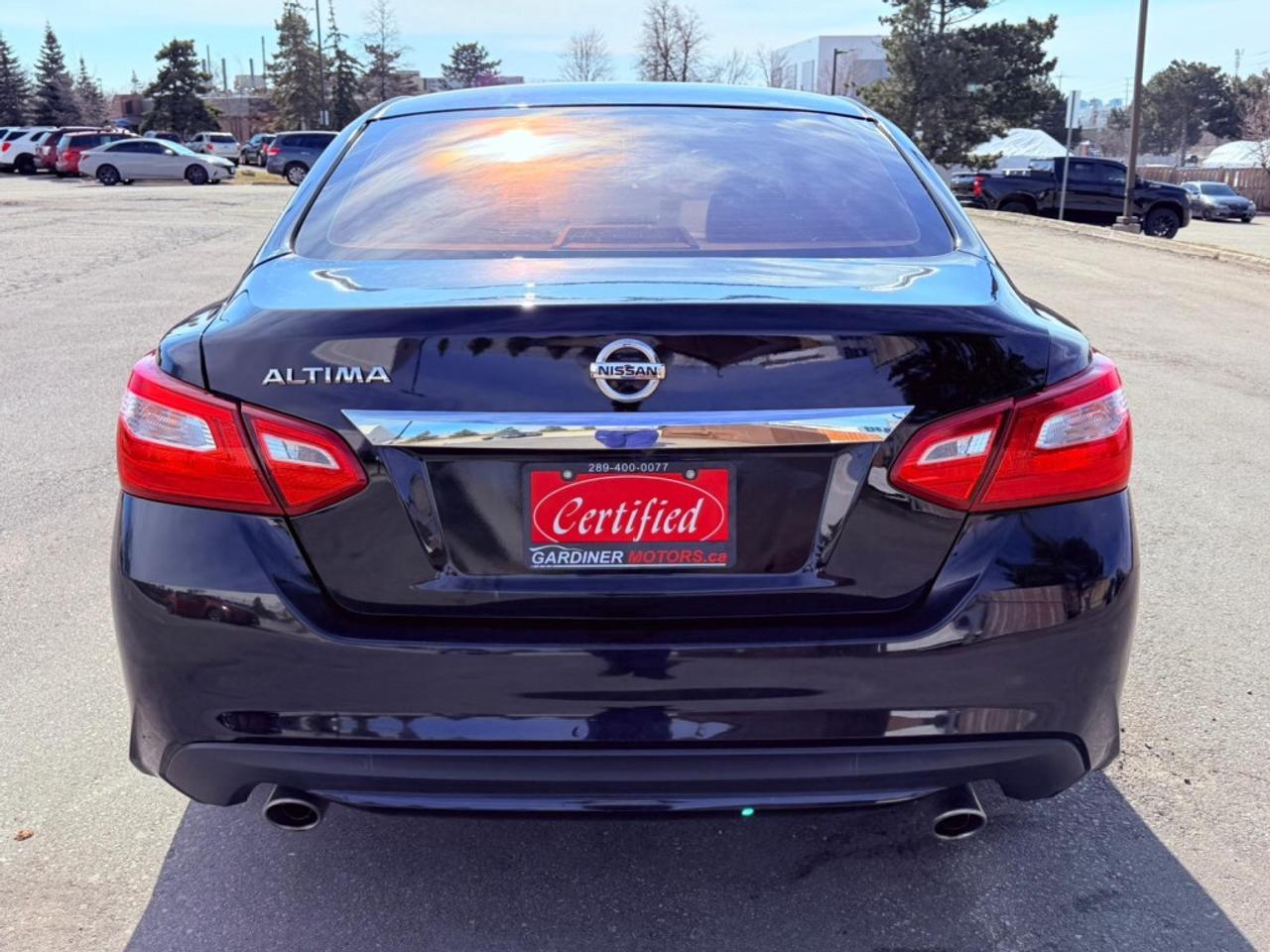 2017 Nissan Altima 4dr Sedan I4 CVT 2.5 Photo