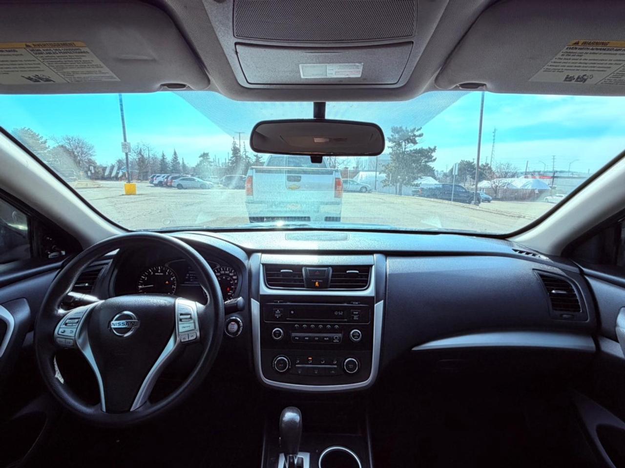 2017 Nissan Altima 4dr Sedan I4 CVT 2.5 Photo