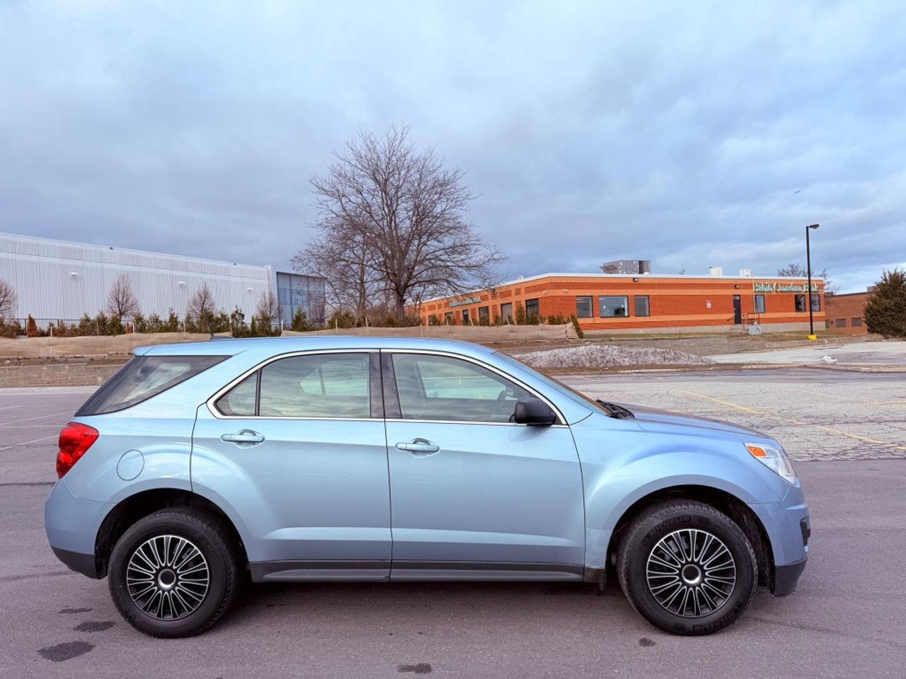 2015 Chevrolet Equinox LS Front-wheel Drive Automatic Photo