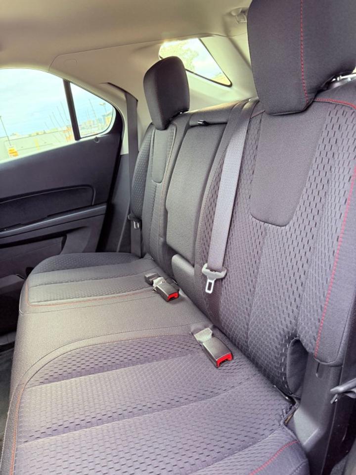 2015 Chevrolet Equinox LS Front-wheel Drive Automatic Photo