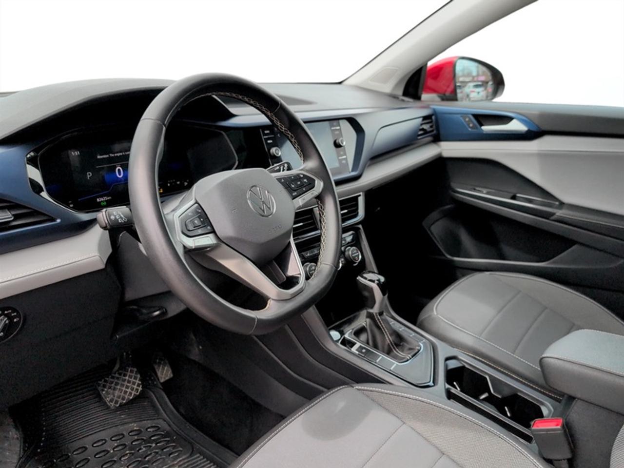 2024 Volkswagen Taos Comfortline w/Sunroof Pkg  *CARPLAY* Photo