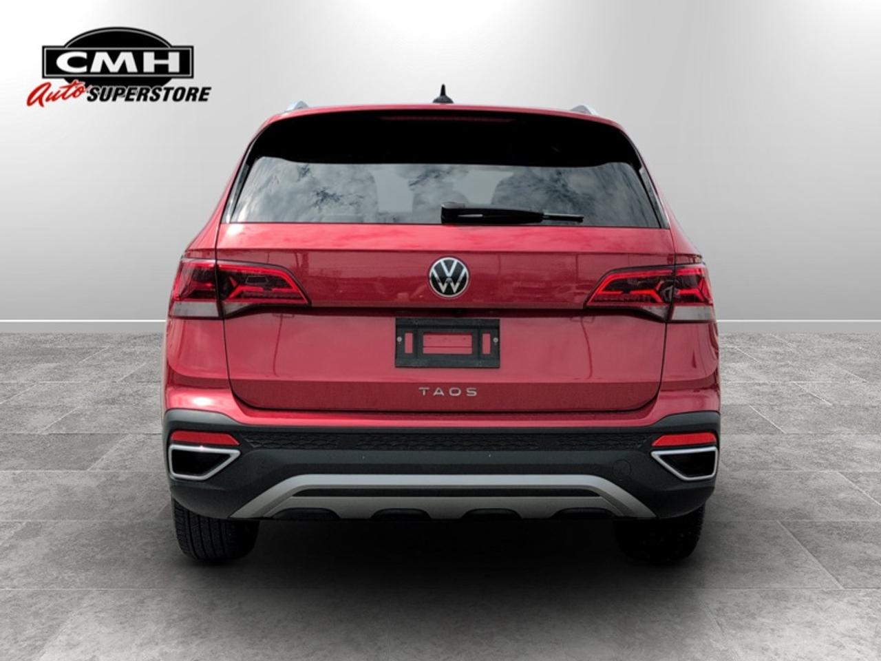 2024 Volkswagen Taos Comfortline w/Sunroof Pkg  *CARPLAY* Photo