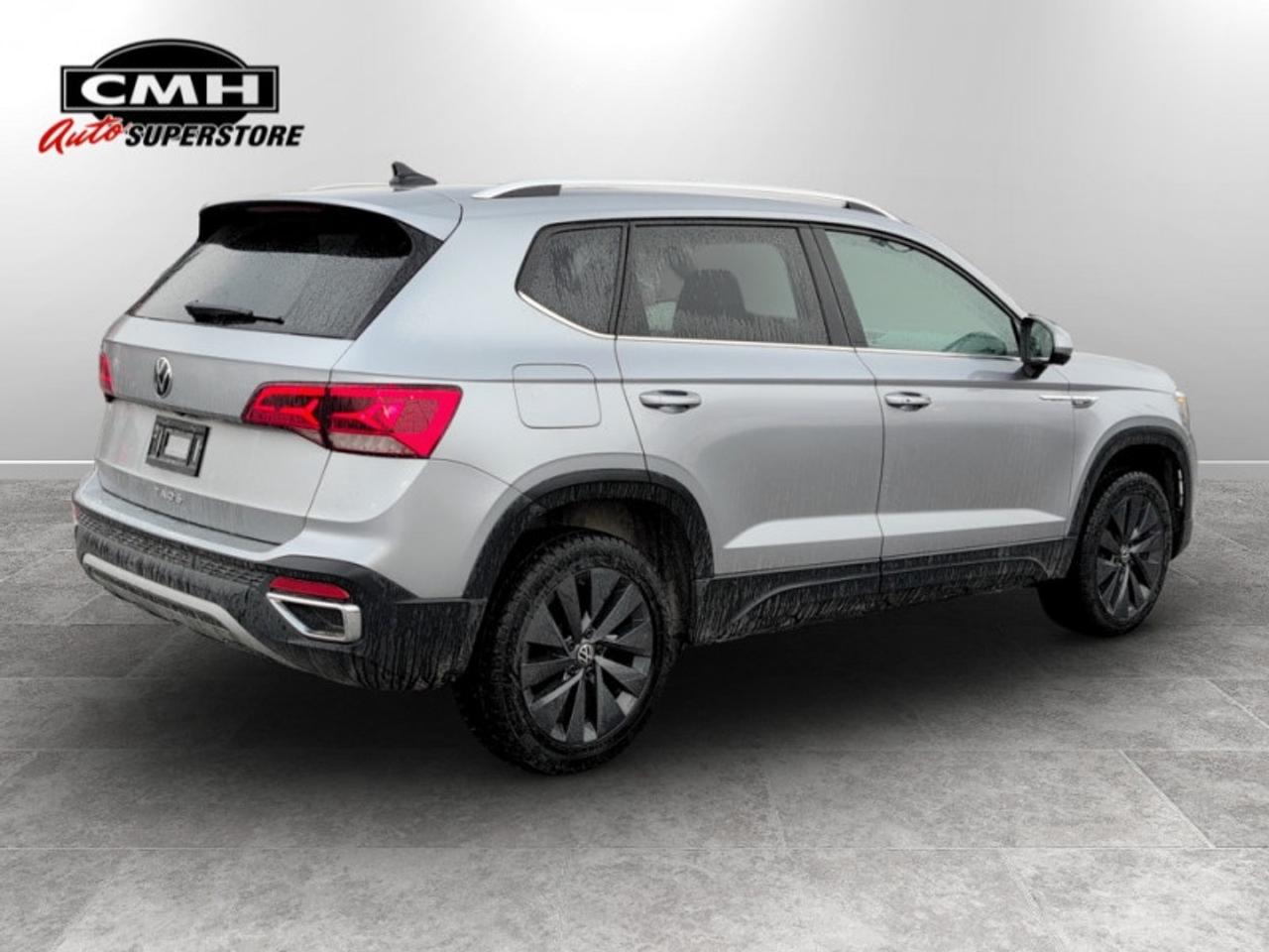 2024 Volkswagen Taos Comfortline w/Sunroof Pkg  *CARPLAY* Photo