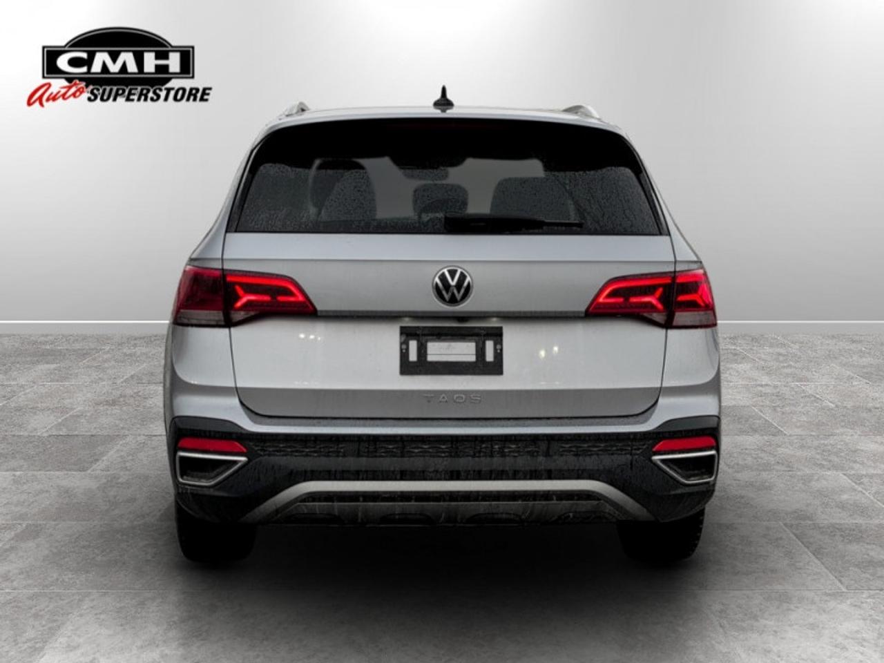 2024 Volkswagen Taos Comfortline w/Sunroof Pkg  *CARPLAY* Photo