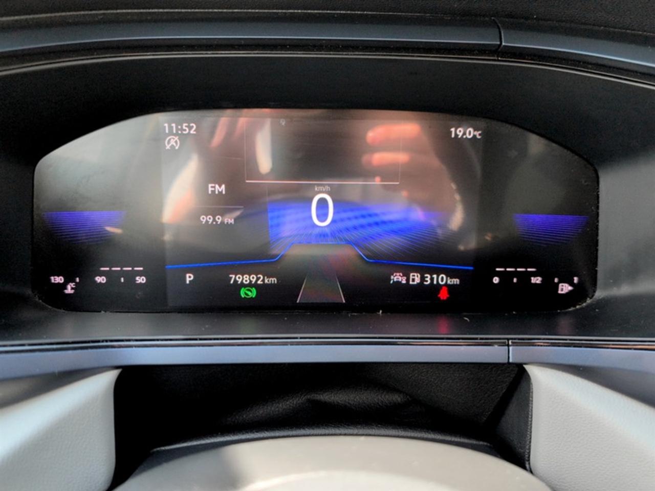 2024 Volkswagen Taos Comfortline w/Sunroof Pkg  *CARPLAY* Photo