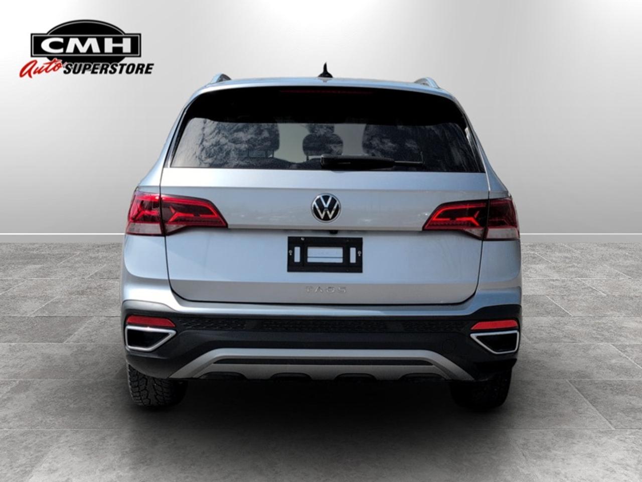 2024 Volkswagen Taos Comfortline w/Sunroof Pkg  *CARPLAY* Photo
