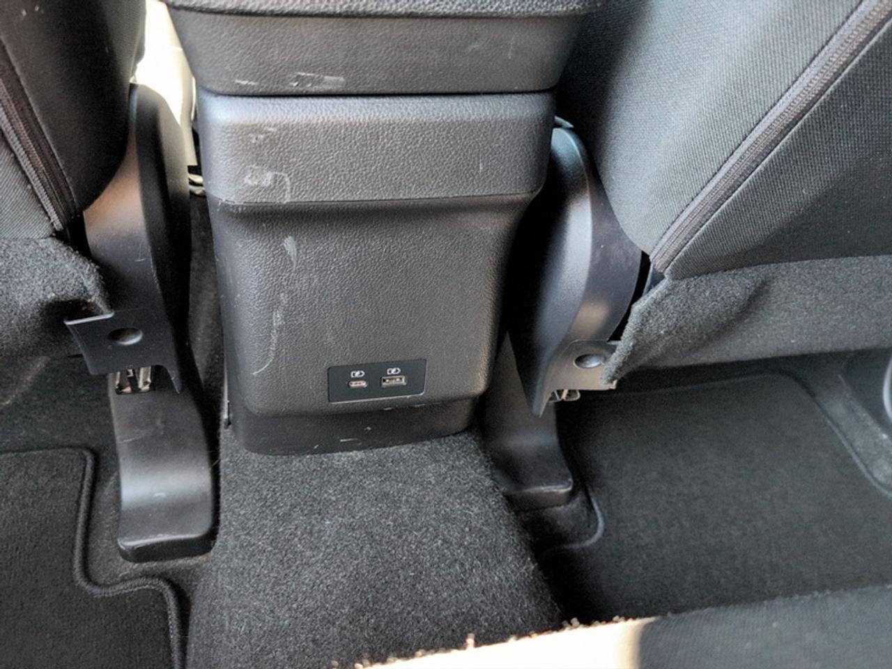 2023 Mitsubishi RVR SE  **CARPLAY - 4WD - BLINDSPOT** Photo