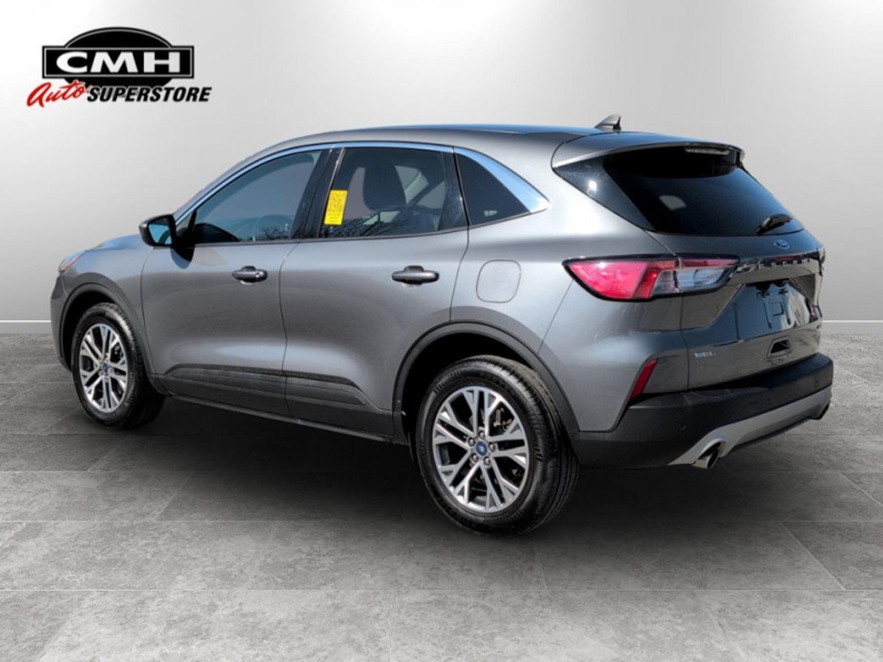 2022 Ford Escape SEL  **LEATHER - CLEAN CARFAX** Photo
