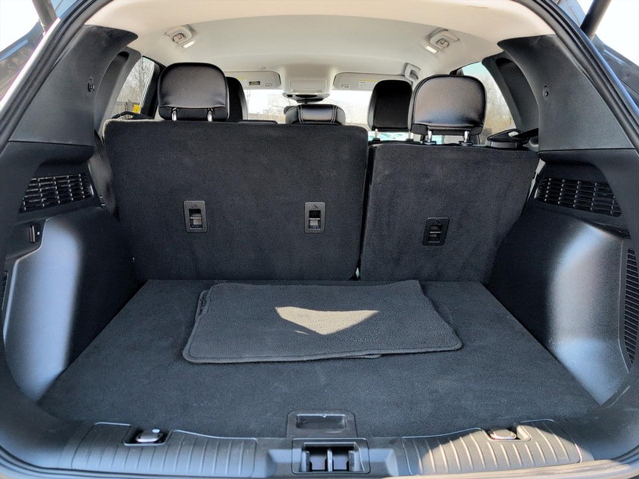 2022 Ford Escape SEL  **LEATHER - CLEAN CARFAX** Photo