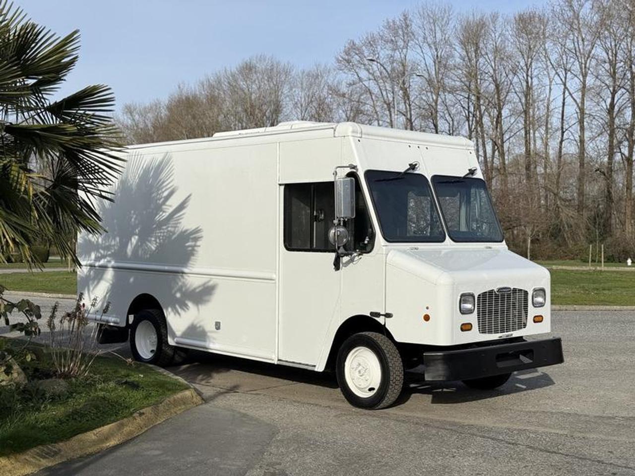 This 2016 Freightliner MT45 step van is powered by a 6.0L V8 paired with an automatic transmission and RWD drivetrain, and is equipped with a Thermo King refrigeration unit for temperature-controlled transport. It features a 14-foot cargo area suitable for perishable goods, along with a 250V 30A night plug for stationary operation, and a backup camera to assist with maneuvering. Additional equipment includes AM/FM radio and a practical cab layout, finished in white with a grey cloth interior. This unit offers a straightforward refrigerated setup well suited for food delivery, cold storage transport, or commercial fleet use. This item is currently OFFSITE. You must register an appointment with our office to schedule an offsite viewing. Appointments must be made a minimum of one business day in advance (and as defined by the days that Repo.com is open for business) before your appointment can be scheduled and confirmed. We may, at our own discretion, instead opt to transport smaller items to Repo.coms main yard for viewing purposes.  $30,710.00 plus $375 processing fee, $31,085.00 total payment obligation before taxes.  Listing report, warranty, contract commitment cancellation fee, financing available on approved credit (some limitations and exceptions may apply). All above specifications and information is considered to be accurate but is not guaranteed and no opinion or advice is given as to whether this item should be purchased. We do not allow test drives due to theft, fraud, acts of vandalism and undetectable impaired driving. Instead we provide the following benefits: Complimentary Warranty (with options to extend), Limited Money Back Satisfaction Guarantee on Fully Completed Contracts, Contract Commitment Cancellation, and an Open-Ended Sell-Back Option. Ask seller for details or call 604-522-REPO(7376) to confirm listing availability.