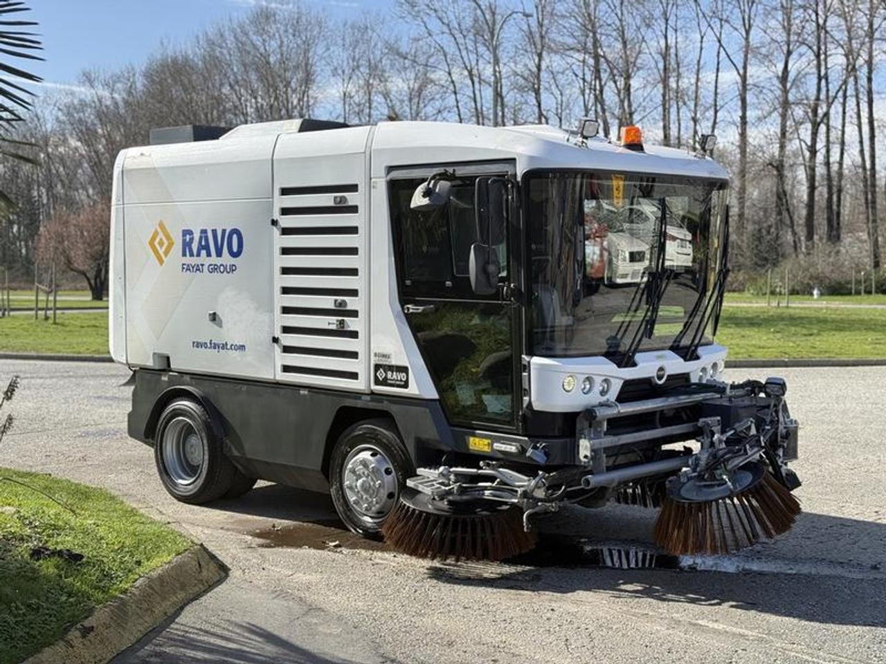 This 2015 Ravo 5-Series 540 street sweeper is powered by a Cummins QSF3.8 4-cylinder diesel rated at approximately 97 kW, paired with an automatic transmission and rear-wheel drive. It features an enclosed cab and a 3-broom sweeping system with dump capability, along with a built-in pressure washer for added functionality. Additional equipment includes air conditioning and heat, AM/FM radio, backup and side cameras, and a dually rear setup for stability. Finished in white with a black cloth interior, this unit offers a purpose-built and practical solution for municipal, commercial, or industrial sweeping applications. This item is currently OFFSITE. You must register an appointment with our office to schedule an offsite viewing. Appointments must be made a minimum of one business day in advance (and as defined by the days that Repo.com is open for business) before your appointment can be scheduled and confirmed. We may, at our own discretion, instead opt to transport smaller items to Repo.coms main yard for viewing purposes.  $88,850.00 plus $375 processing fee, $89,225.00 total payment obligation before taxes.  Listing report, warranty, contract commitment cancellation fee, financing available on approved credit (some limitations and exceptions may apply). All above specifications and information is considered to be accurate but is not guaranteed and no opinion or advice is given as to whether this item should be purchased. We do not allow test drives due to theft, fraud, acts of vandalism and undetectable impaired driving. Instead we provide the following benefits: Complimentary Warranty (with options to extend), Limited Money Back Satisfaction Guarantee on Fully Completed Contracts, Contract Commitment Cancellation, and an Open-Ended Sell-Back Option. Ask seller for details or call 604-522-REPO(7376) to confirm listing availability.
