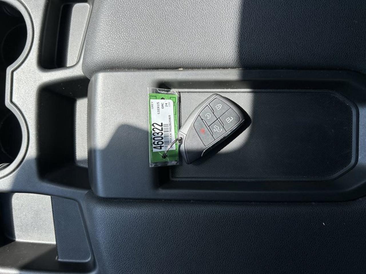 2024 GMC Sierra 1500 Elevation Crew Cab 4WD | No accidents | Heated Steering Photo