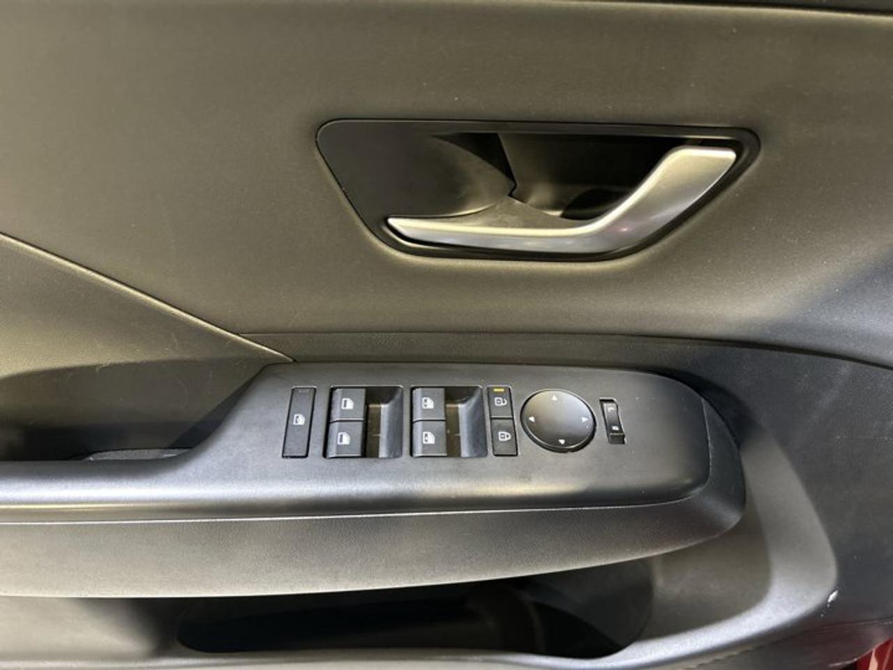 2025 Hyundai KONA 2.0L Preferred AWD w/Trend Package | No accidents | Leather Seats Photo