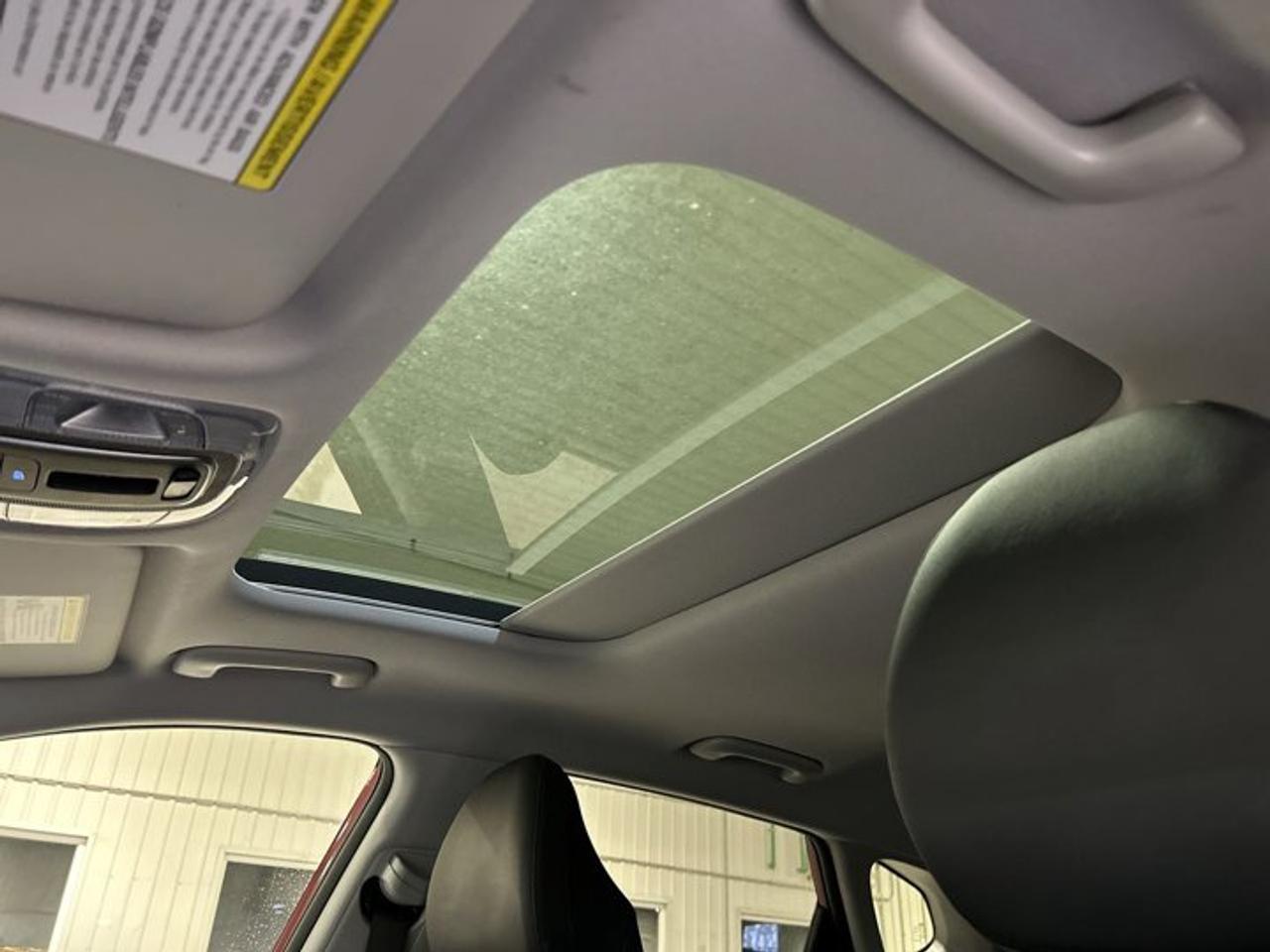 2025 Hyundai KONA 2.0L Preferred AWD w/Trend Package | No accidents | Leather Seats Photo