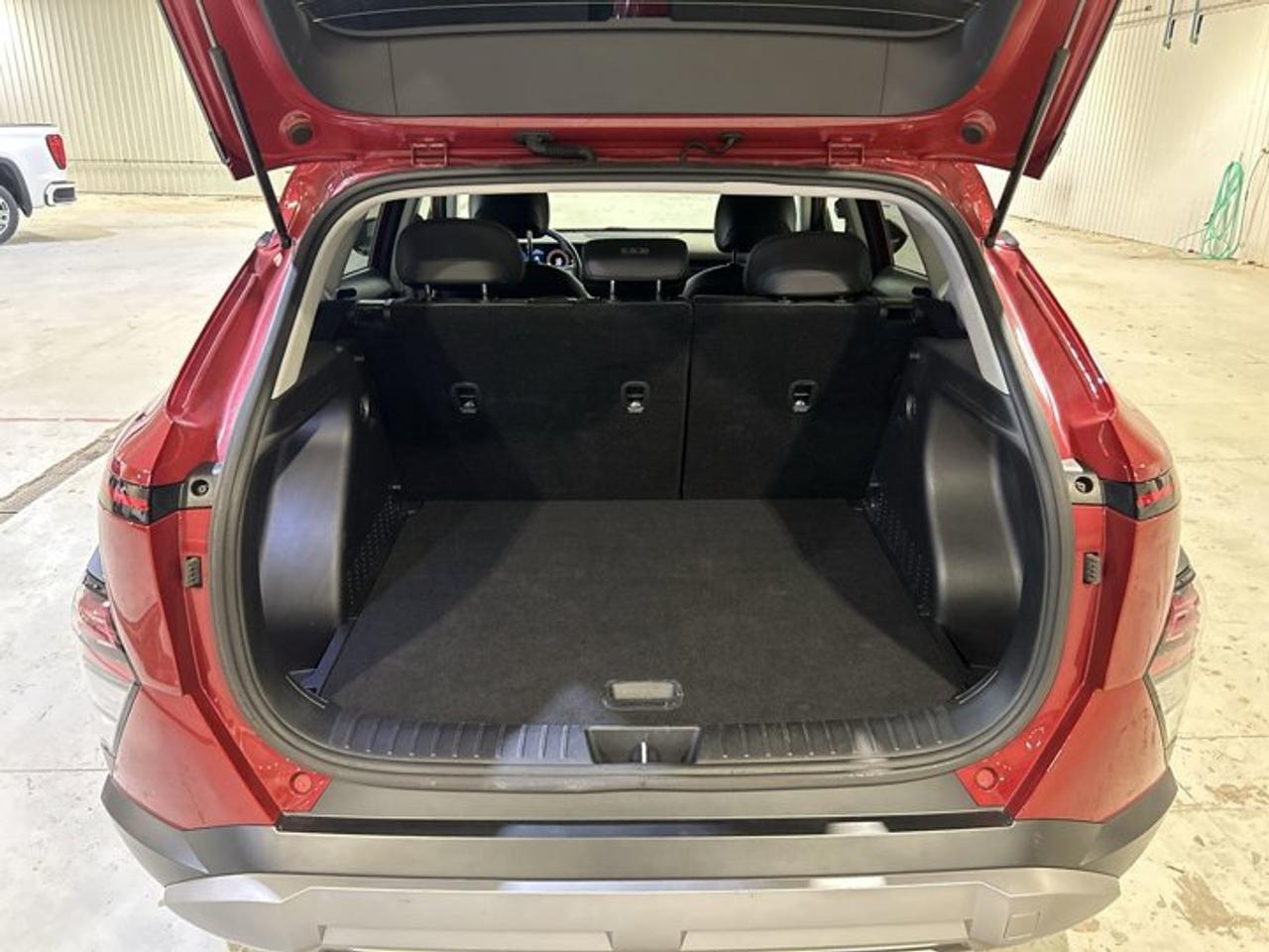 2025 Hyundai KONA 2.0L Preferred AWD w/Trend Package | No accidents | Leather Seats Photo