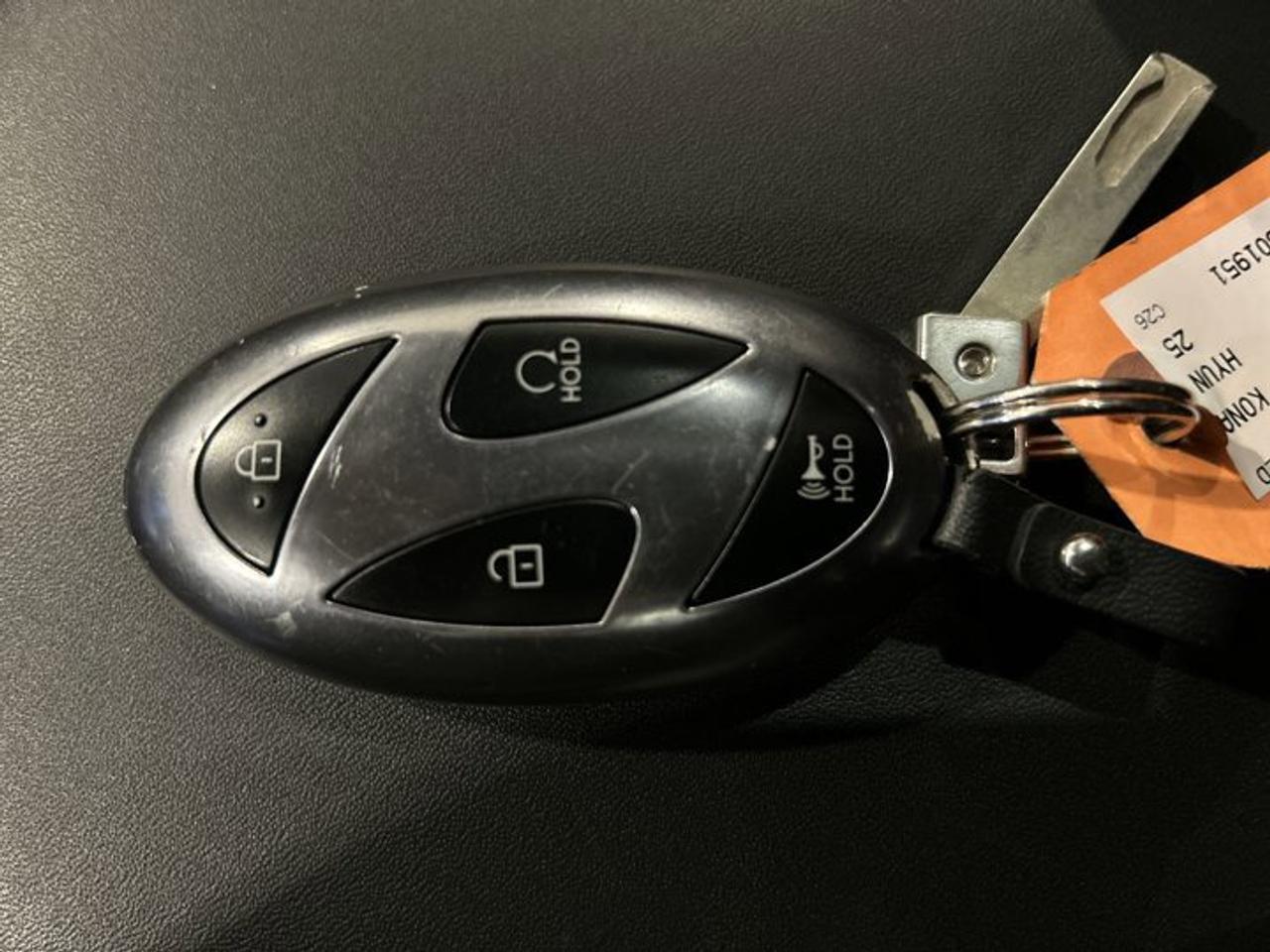 2025 Hyundai KONA 2.0L Preferred AWD w/Trend Package | No accidents | Leather Seats Photo