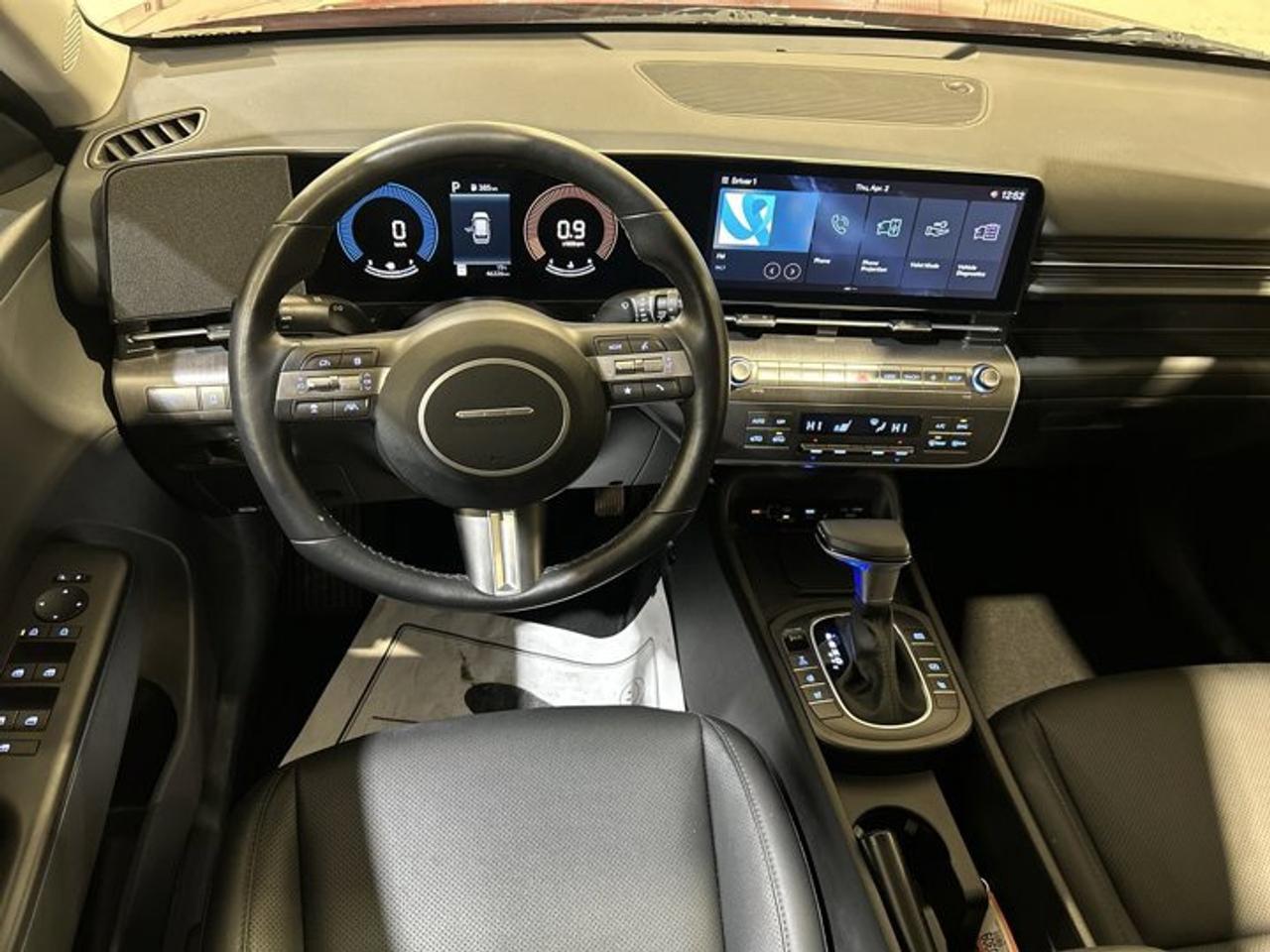 2025 Hyundai KONA 2.0L Preferred AWD w/Trend Package | No accidents | Leather Seats Photo