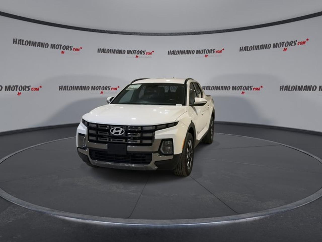 2025 Hyundai Santa Cruz Preferred AWD | No accidents | Heated Steering Photo2