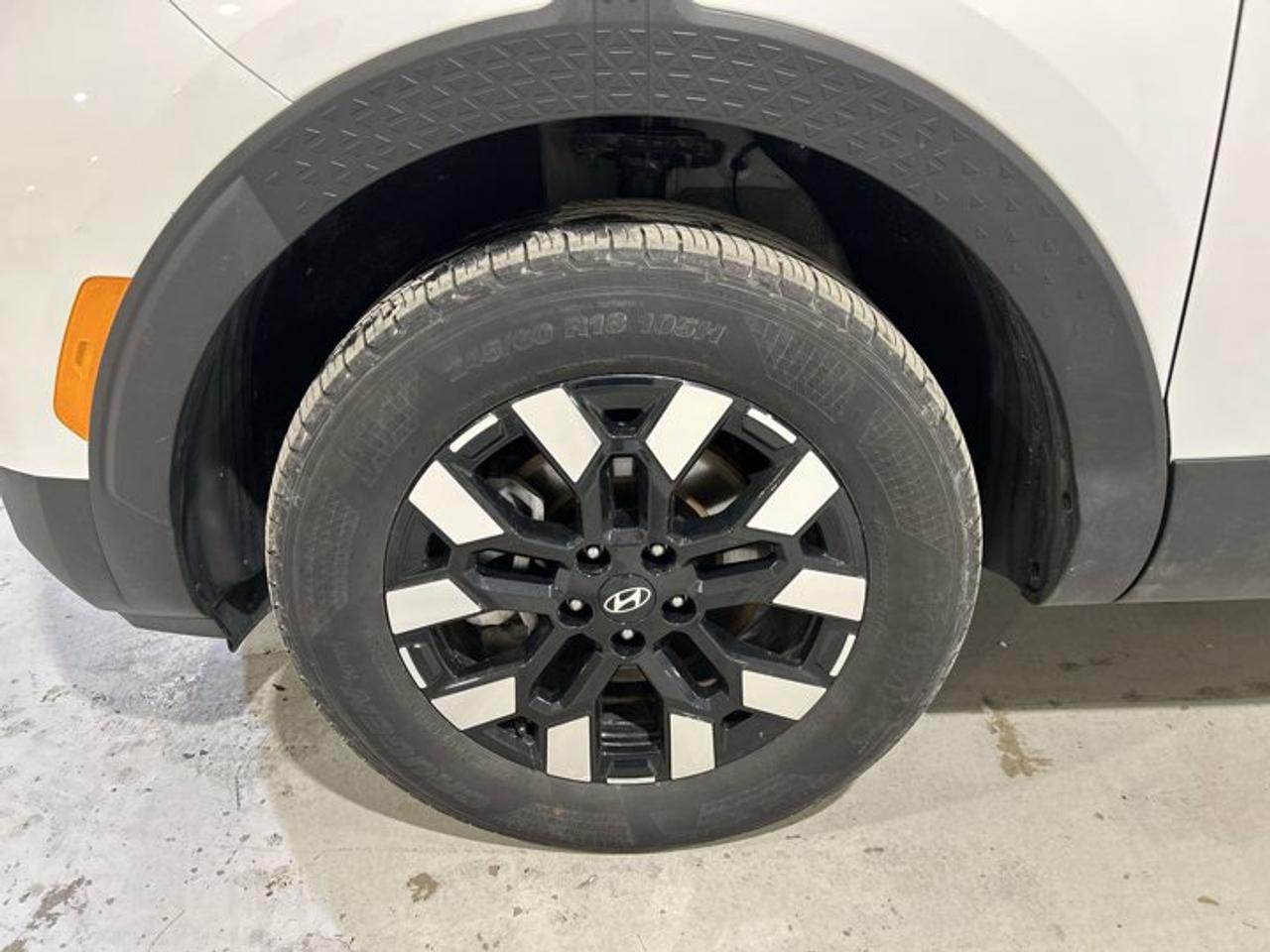 2025 Hyundai Santa Cruz Preferred AWD | No accidents | Heated Steering Photo