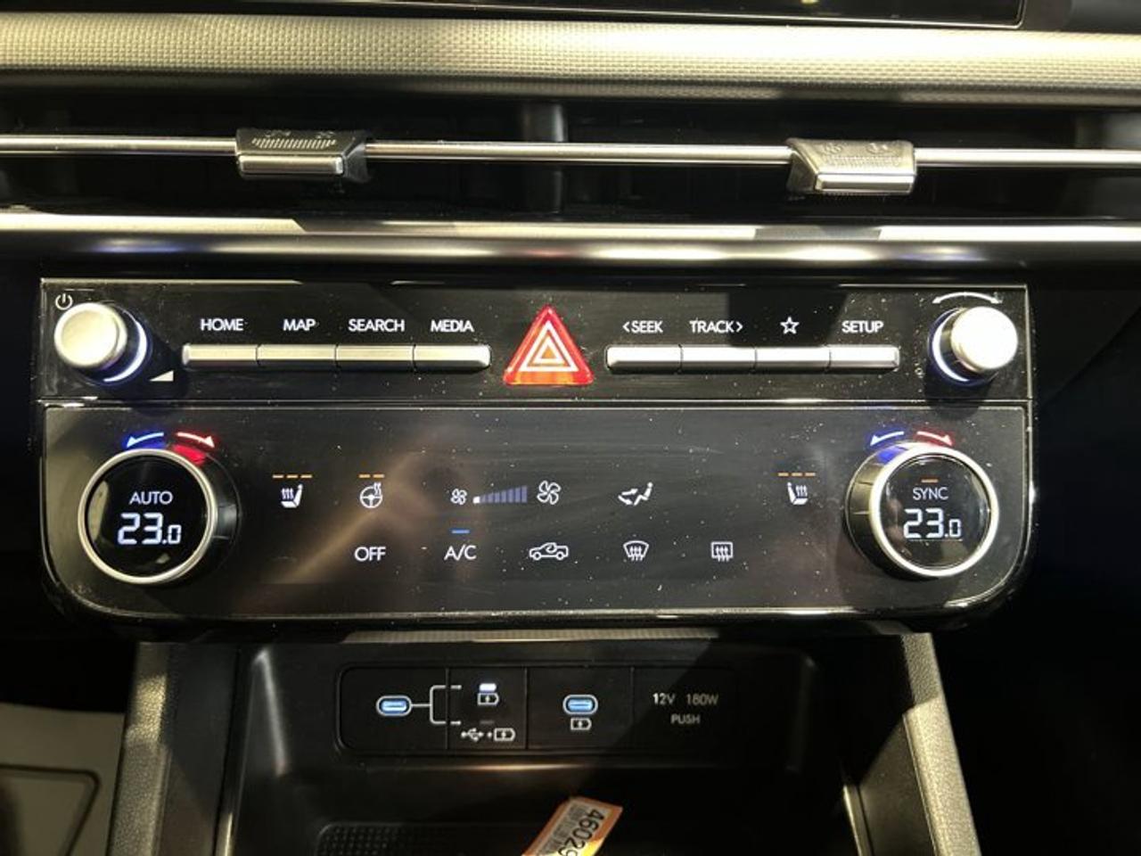 2025 Hyundai Santa Cruz Preferred AWD | No accidents | Heated Steering Photo