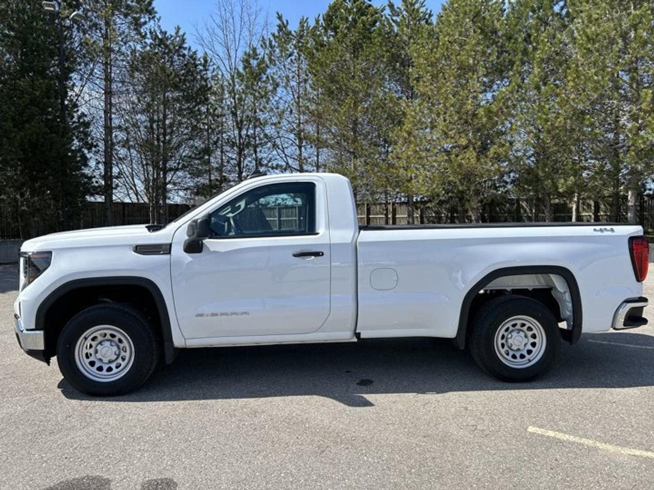 2024 GMC Sierra 1500 Pro Regular Cab 4WD | No accidents Photo