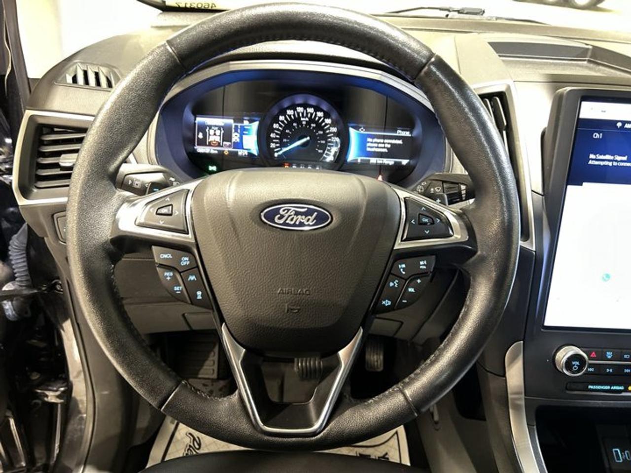2022 Ford Edge SEL AWD | No accidents | Panoramic Roof | Leather Seats Photo