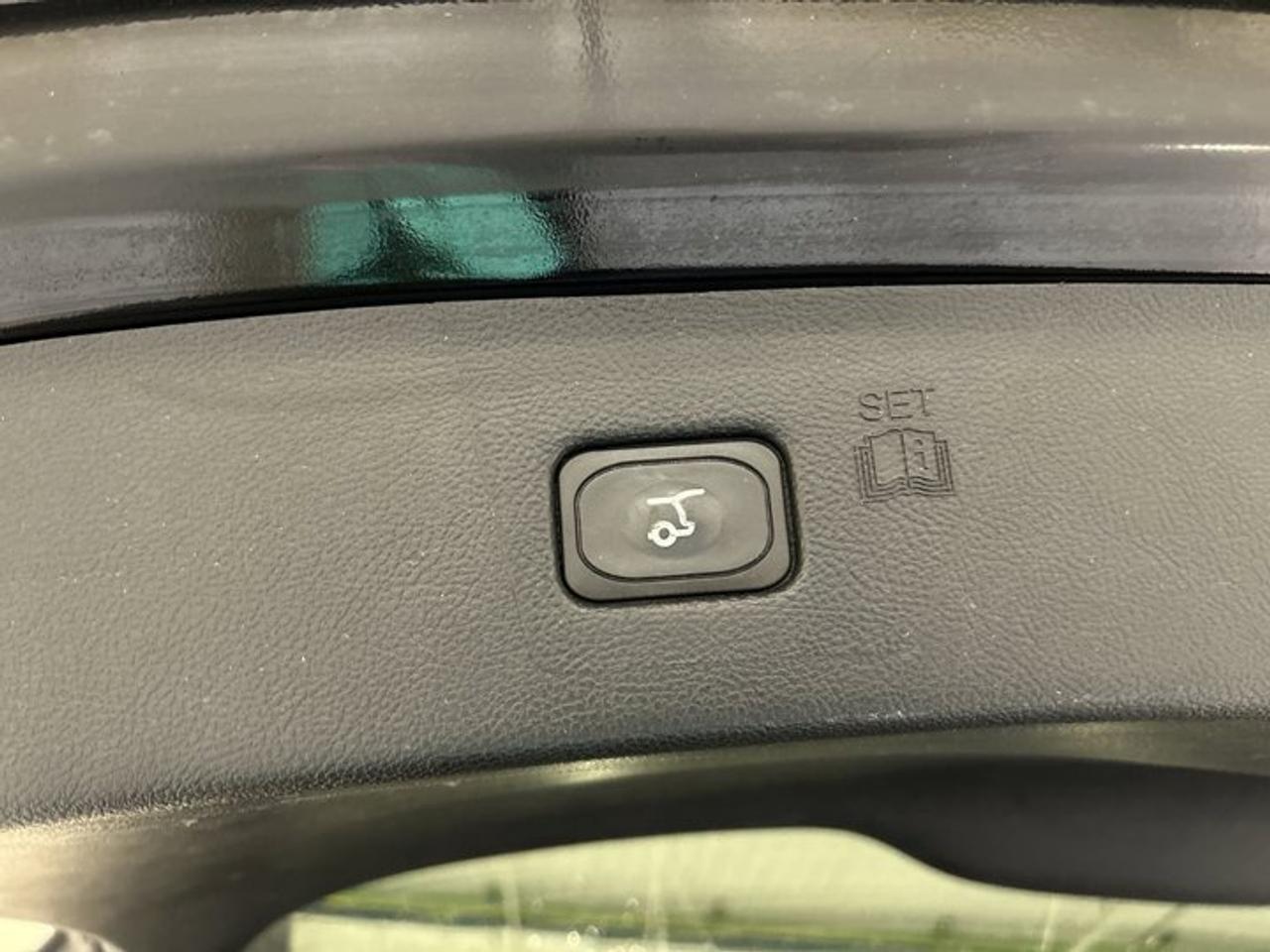 2022 Ford Edge SEL AWD | No accidents | Panoramic Roof | Leather Seats Photo