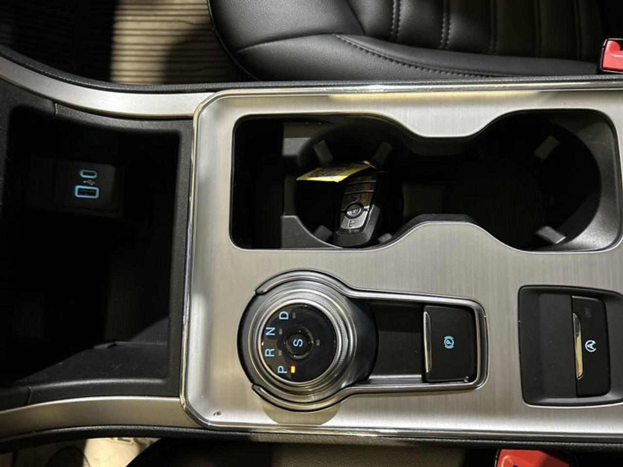 2022 Ford Edge SEL AWD | No accidents | Panoramic Roof | Leather Seats Photo