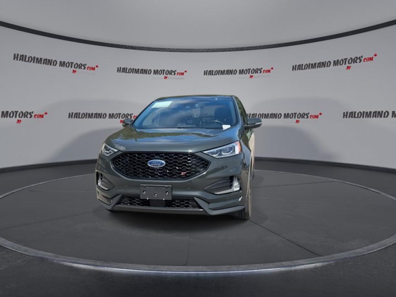 2023 Ford Edge ST AWD | Panoramic Roof | Ventilated Seats Photo2