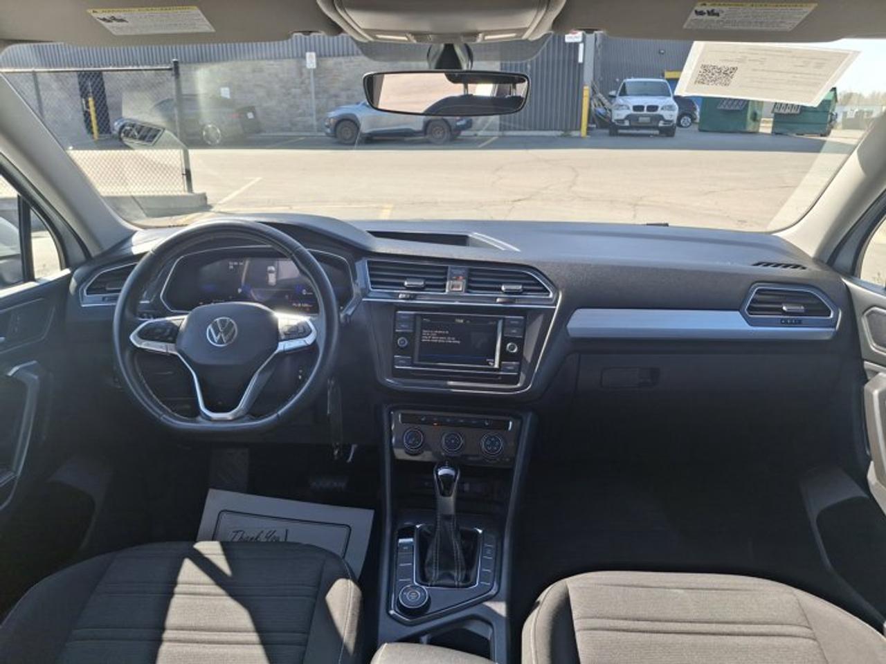 2023 Volkswagen Tiguan Trendline AWD | Heated Wheel + Seats | CarPlay + Android | Rear Camera | and More ! Photo