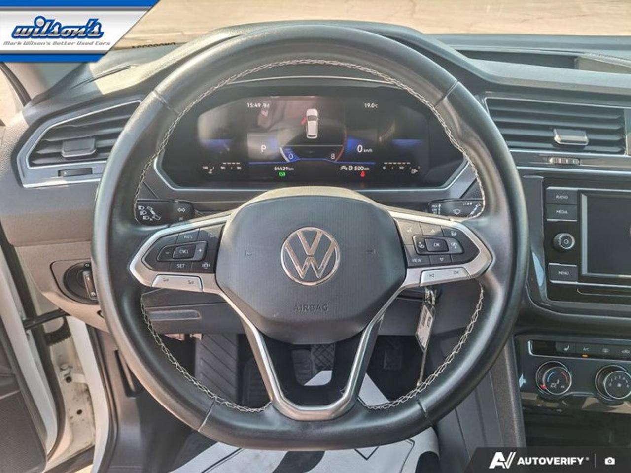 2023 Volkswagen Tiguan Trendline AWD | Heated Wheel + Seats | CarPlay + Android | Rear Camera | and More ! Photo