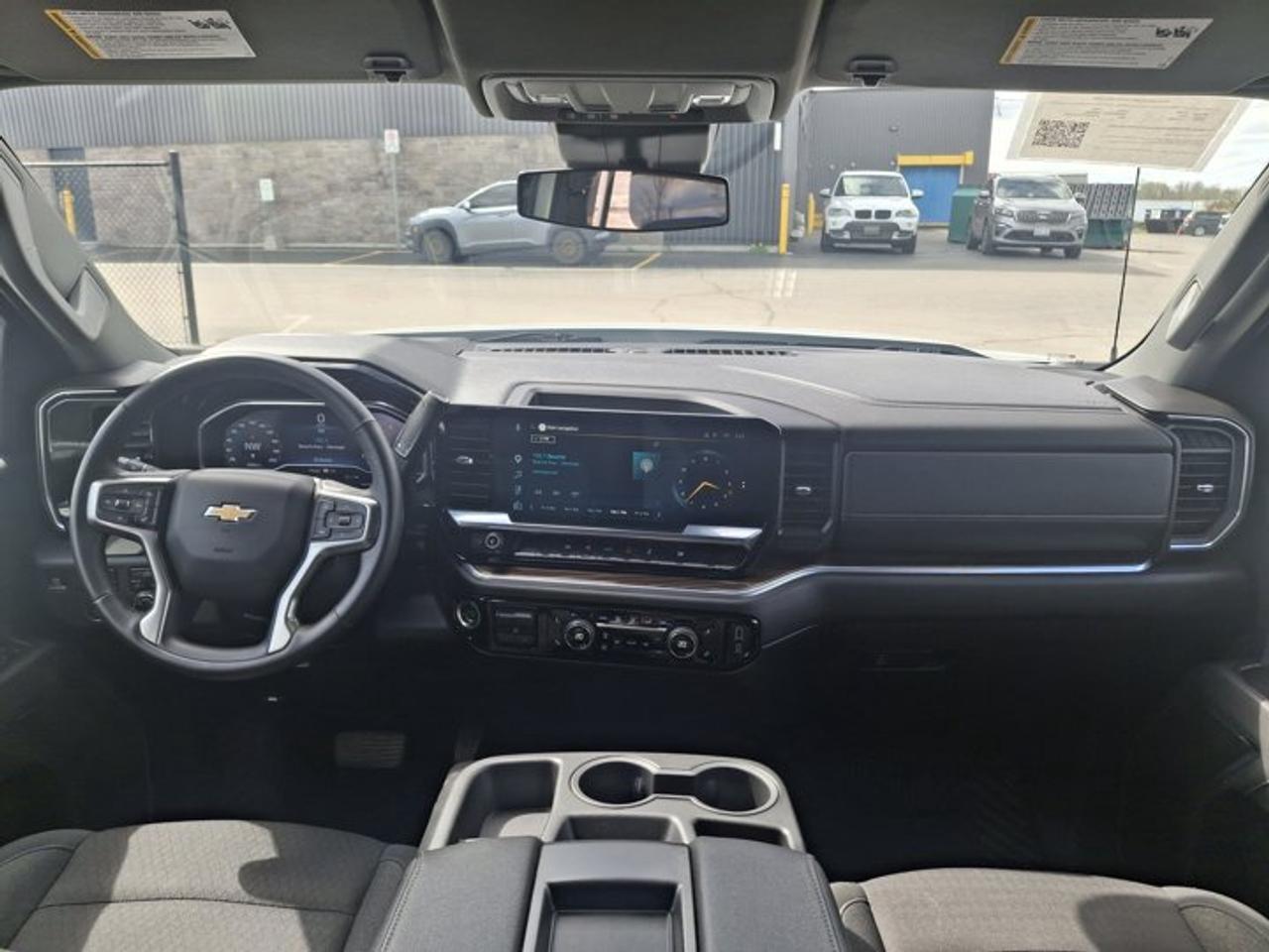 2025 Chevrolet Silverado 1500 LT Crew 4X4 | 5.3L | Heated Wheel + Seats | CarPlay + Android | Remote Start | and More ! Photo
