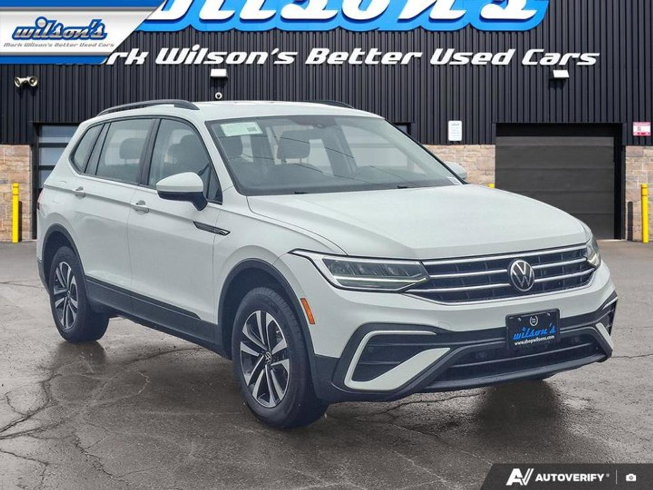 2023 Volkswagen Tiguan Trendline AWD | Heated Wheel + Seats | CarPlay + Android | Rear Camera | and More ! Photo