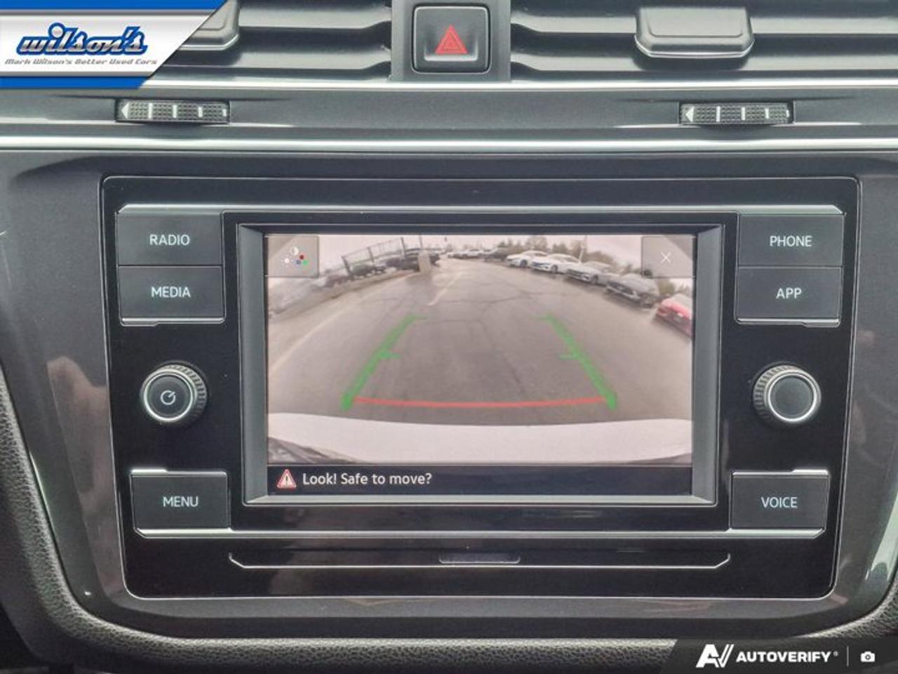 2023 Volkswagen Tiguan Trendline AWD | Heated Wheel + Seats | CarPlay + Android | Rear Camera | and More ! Photo