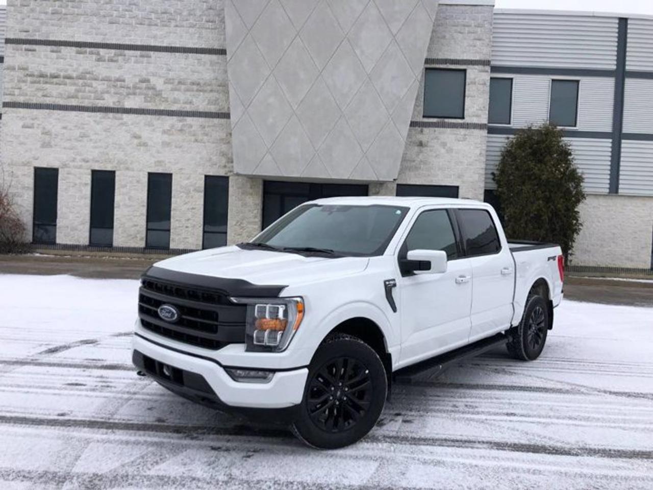 2022 Ford F-150 Lariat SuperCrew 4X4 | 5.0L V8 | Leather | Heated + Cooled Seats | Remote Start | Tow Pkg and More ! Photo0